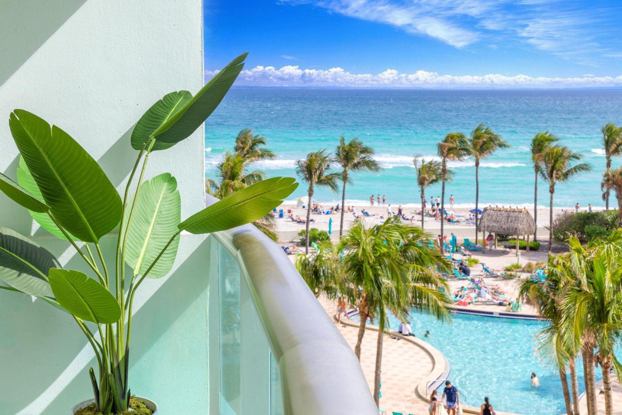 Modern 1 Bdr Oceanview With Direct Beach Access! Hollywood Dış mekan fotoğraf